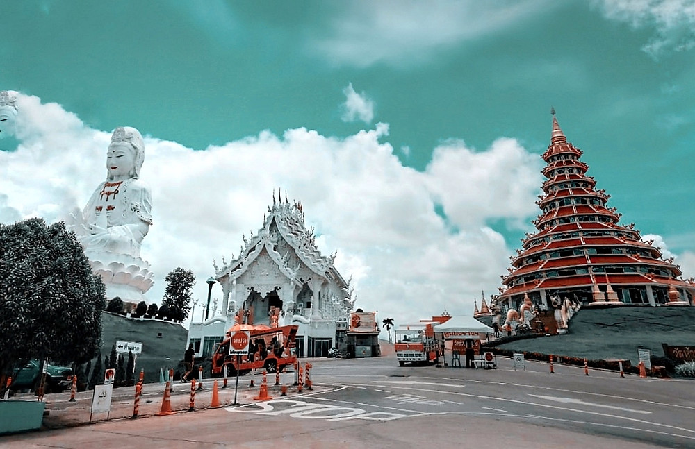 | chaing rai | thailand | temples | white temple | blue temple | black house | big buddha | wat rong khu | wat huay pla | thatnomadcouple | google pixel | team pixel | google pixel | travel | wanderlust | instagrammable temples in chaing rai | amazing temples in chaing rai | my_fernweh_soul | offbeat_trouvaille | instagram | backpackers | travel the world | Thai temple | Buddhist temple ||