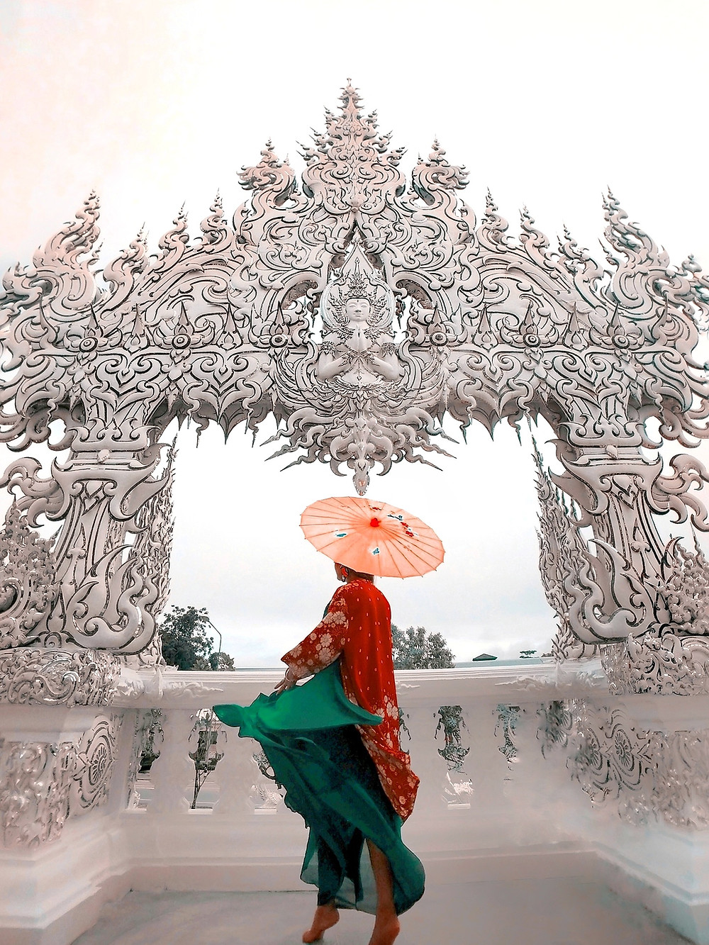 | chaing rai | thailand | temples | white temple | blue temple | black house | big buddha | wat rong khu | wat huay pla | thatnomadcouple | google pixel | team pixel | google pixel | travel | wanderlust | instagrammable temples in chaing rai | amazing temples in chaing rai | my_fernweh_soul | offbeat_trouvaille | instagram | backpackers | travel the world | Thai temple | Buddhist temple ||
