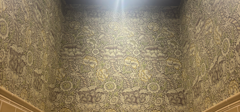 Wallpaper and tiling project