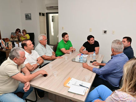 Prefeitura do Assú trabalha para execução de obra de pavimentação asfáltica na Quinta do Farol