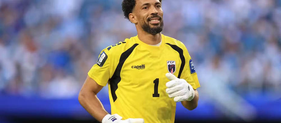 Vozinha não poderá usar apelido em camisa do Colo-Colo; entenda