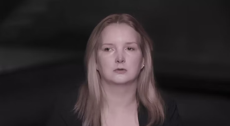 Filha de Elize Matsunaga deixa o Brasil aos 16 anos após novo filme da Netflix sobre o crime