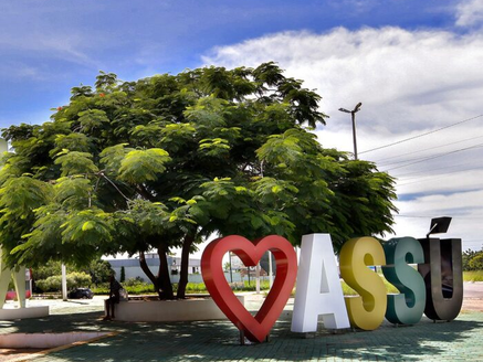 Prefeitura de Assú antecipa salário de dezembro e injeta R$ 10 milhões na economia.