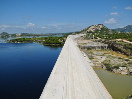 Barragem de Oiticica chega à metade da capacidade após chuvas