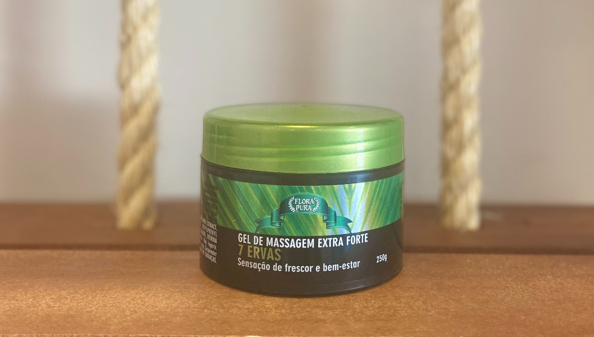 GEL DE MASSAGEM 7 ERVAS EXTRA FORTE 250G