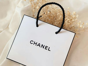 Nail Your Fashion Style in One Step- It's all about the bag