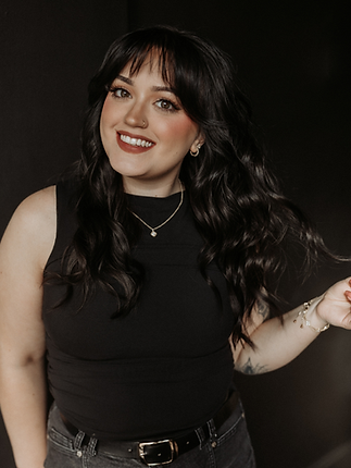 Keara Clifford Williamsville NY Hairstylist.png