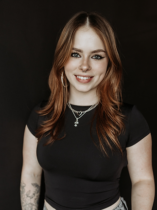 Lizzie Huey Hairstylist Near Me Williamsville NY.png