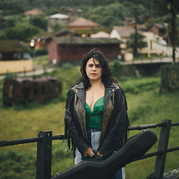 Bruna Lucchesi percorre sua estrada em Bandoleira