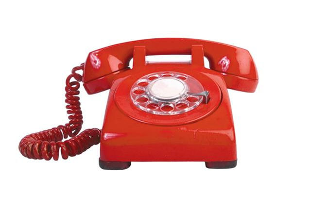 TELEPHONE TAG