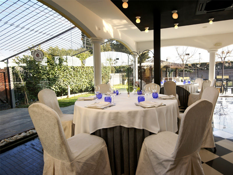 Dada restaurant1g.jpg