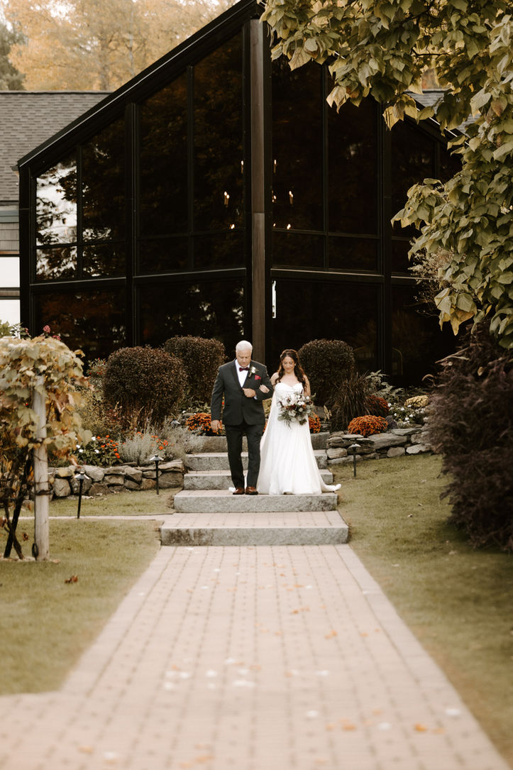 Father walking bride down the aisle at New Hampshire wedding