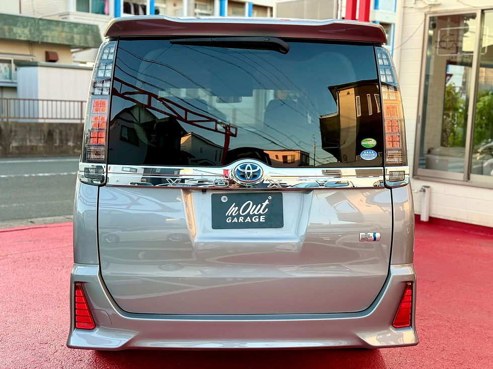 Miniatura: TOYOTA VOXY HYBRID MODELO ZS