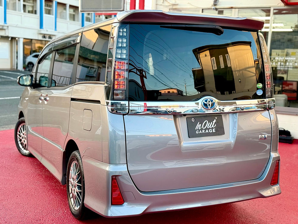 Miniatura: TOYOTA VOXY HYBRID MODELO ZS