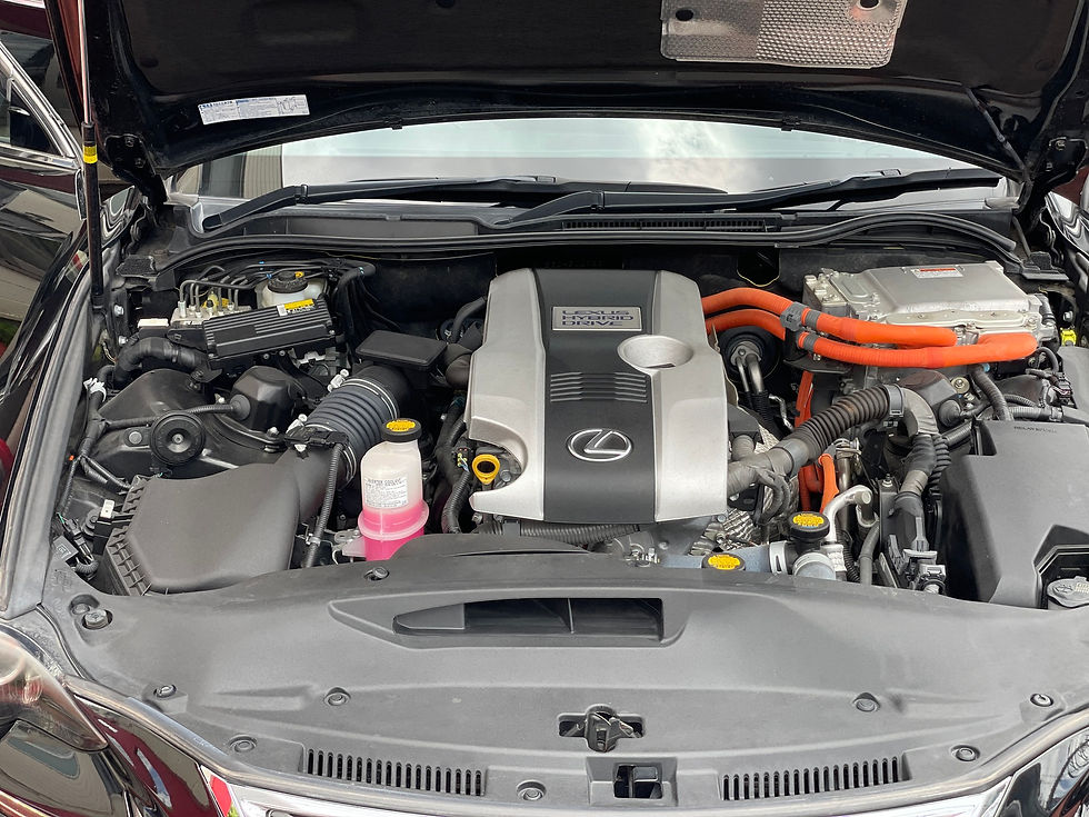 Miniatura: Lexus IS 300H F Sport