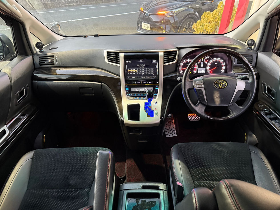 Miniatura: TOYOTA VELLFIRE GOLDEN EYE2