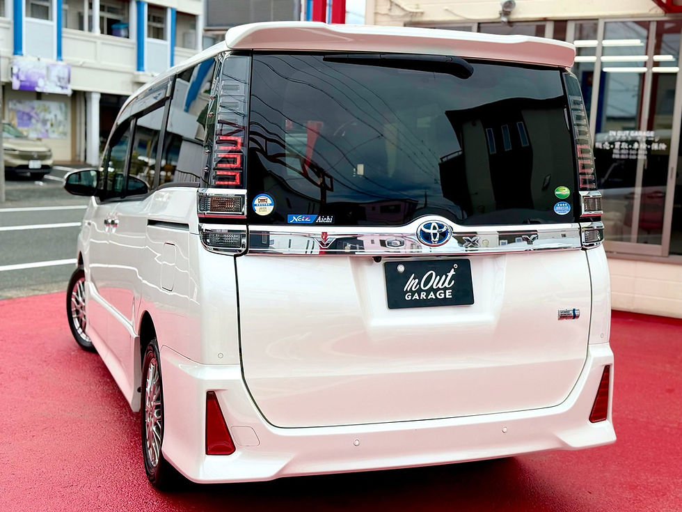 Miniatura: TOYOTA VOXY HYBRID MODELO ZS KIRAMEKI