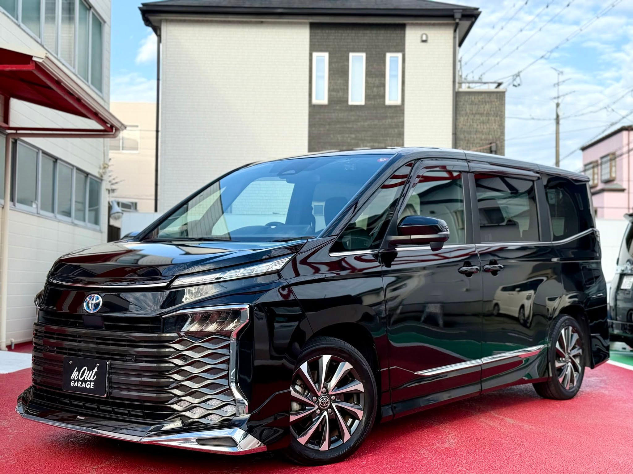 TOYOTA VOXY HYBRID MODELO S-Z