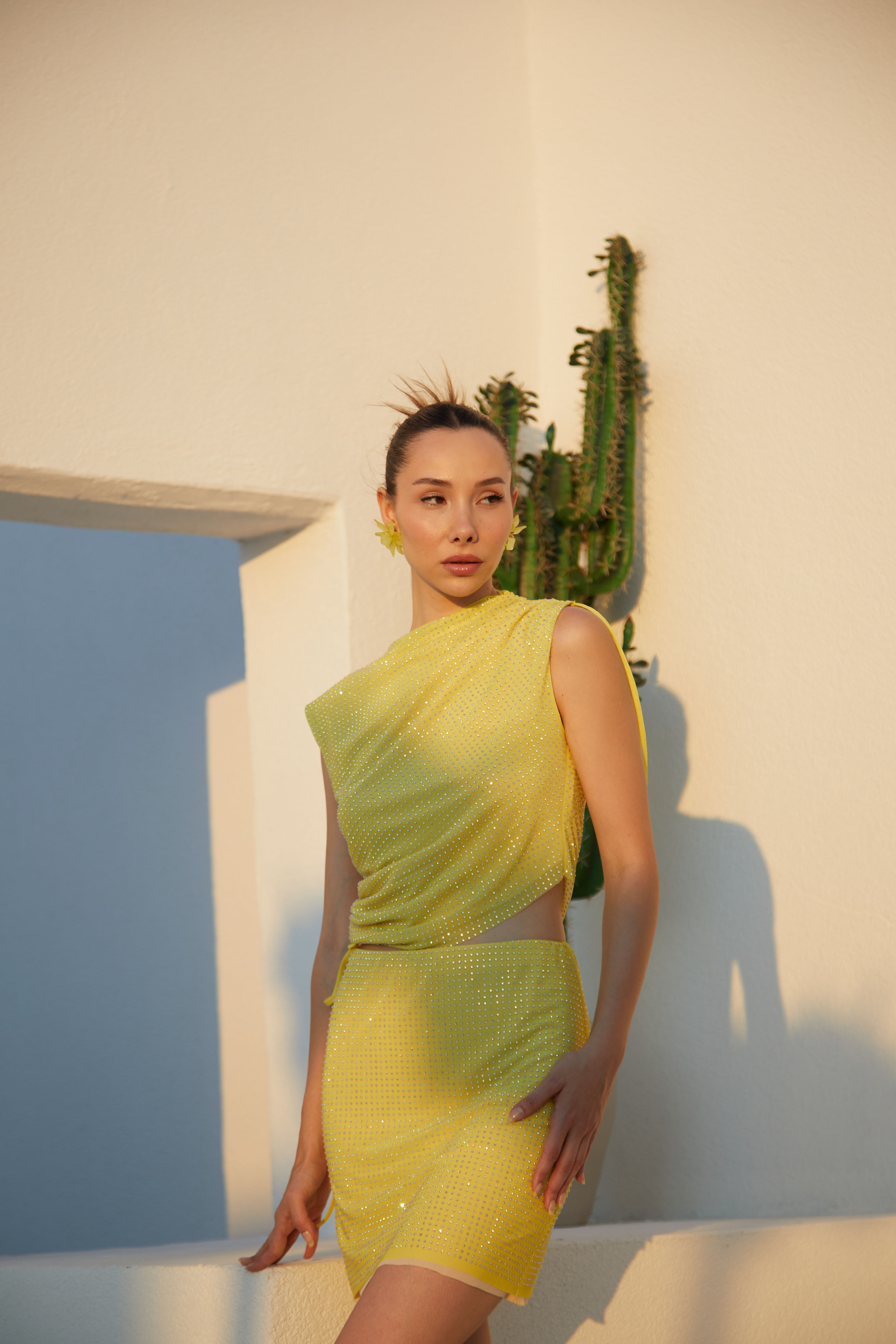 SARI KAIA BÜZGÜLÜ KISA ÜST