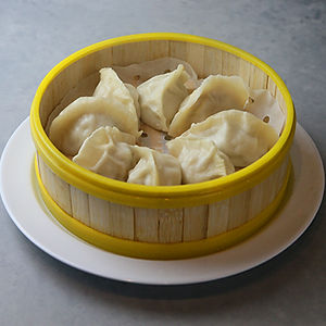 S3. Vegetable & Pork Steamed Dumplings (8pcs)