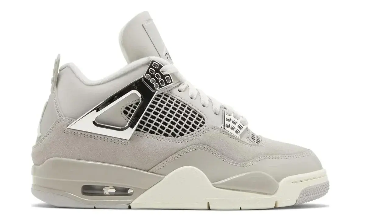 Jordan 4 Retro Frozen Moments