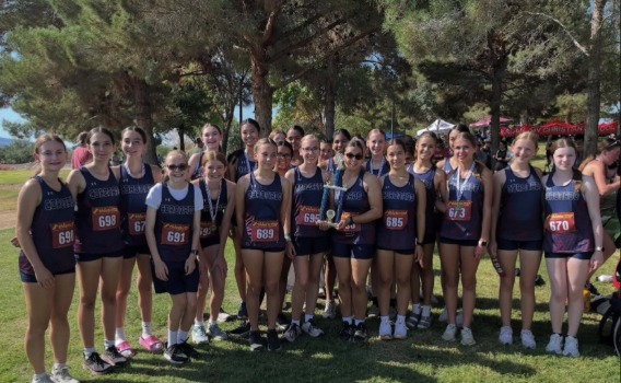 Frosh Soph Success // Beating other teams, the Coronado Cross Country team is on fire. Between the fierce competition, the Cougars secured a confident win in the underclassmen division. (Photo courtesy of Ellie St. Pierre).
