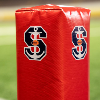SNATCH-IN custom pylons, pylon, red, colors, customization, field, flag football, american football field, end zone, end zone pylons, flag football fieldCUSTOMIZATION
