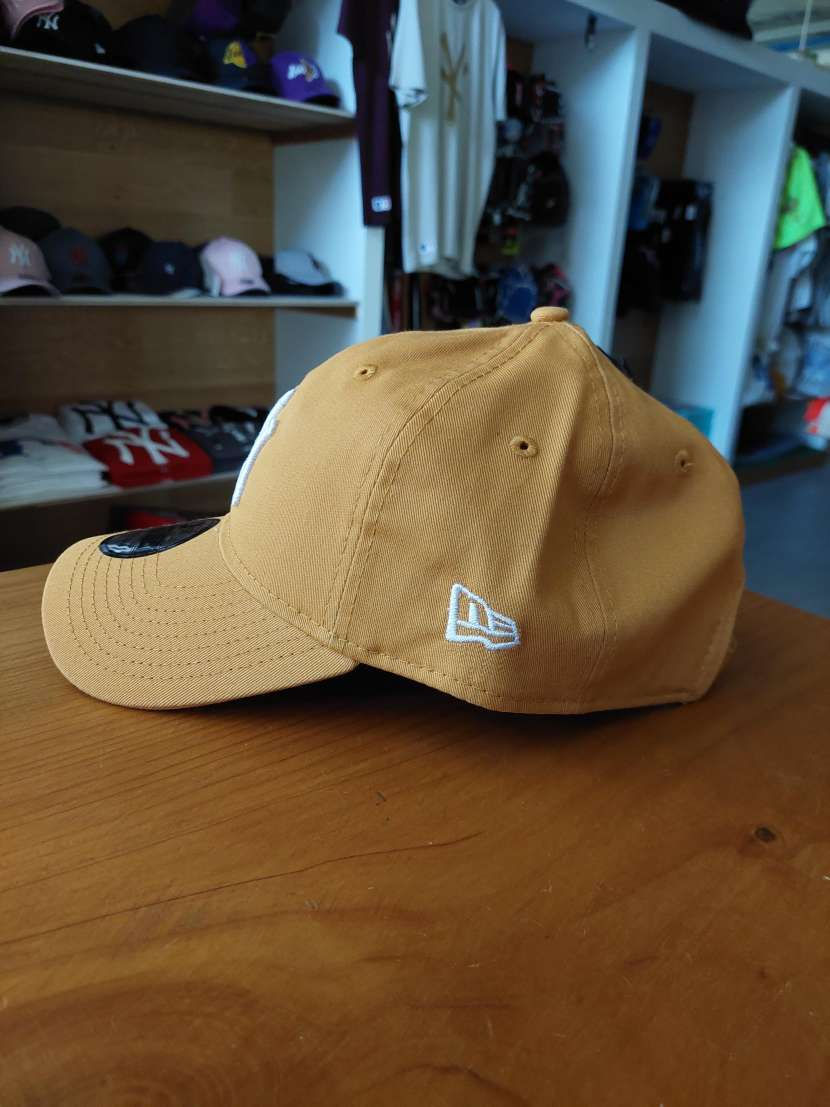 Cappellino NewEra 9TWENTY New York Yankees arancione