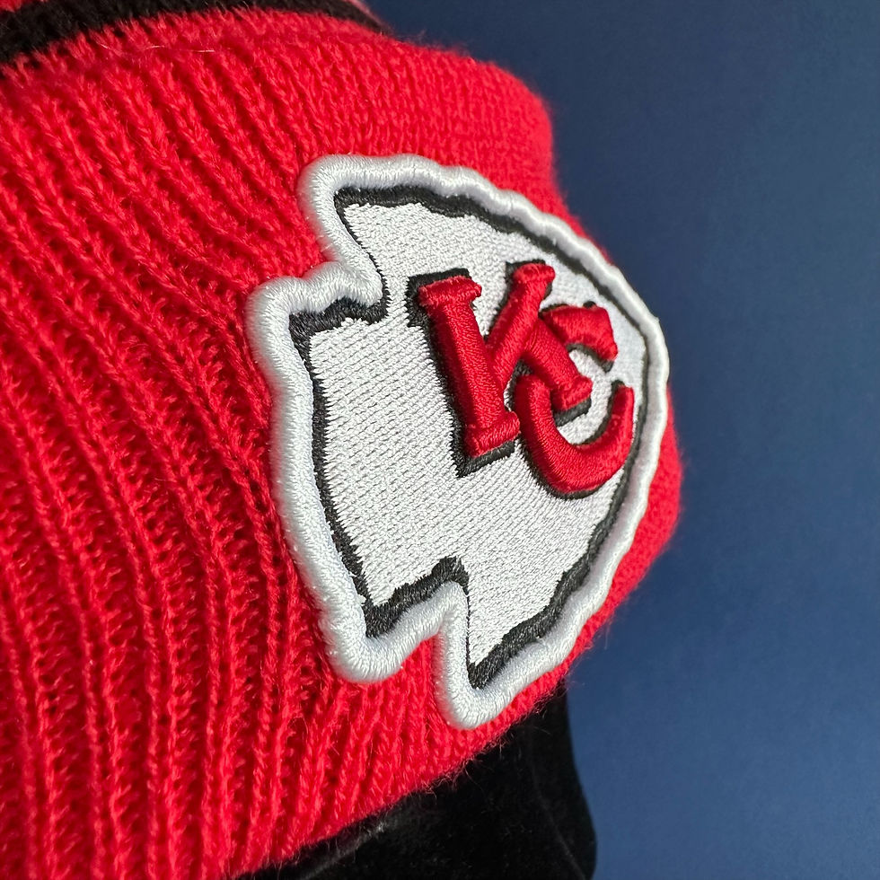 Miniature : Berretto in maglia con pon pon New Era Kansas City Chiefs