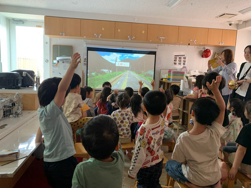 今日は誕生日会😊
