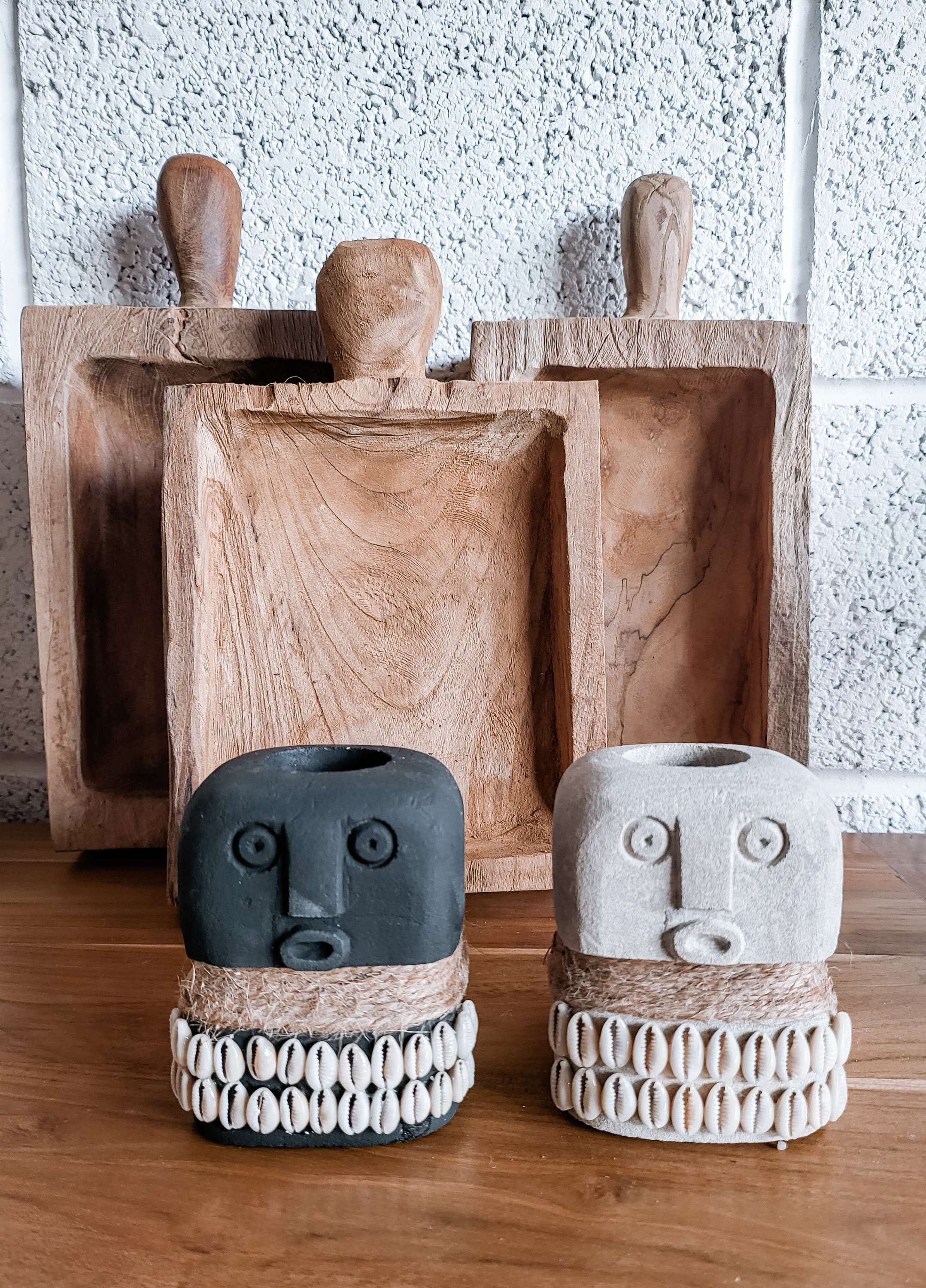 Watu Sumba statues / candle holder in natural and black 