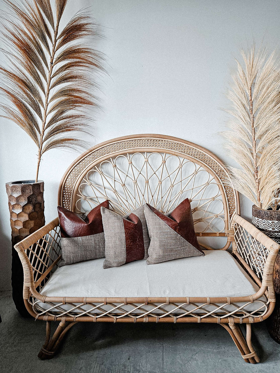 Thumbnail: Textured Eco Leather with Magnum camel melange cushion cover No.4