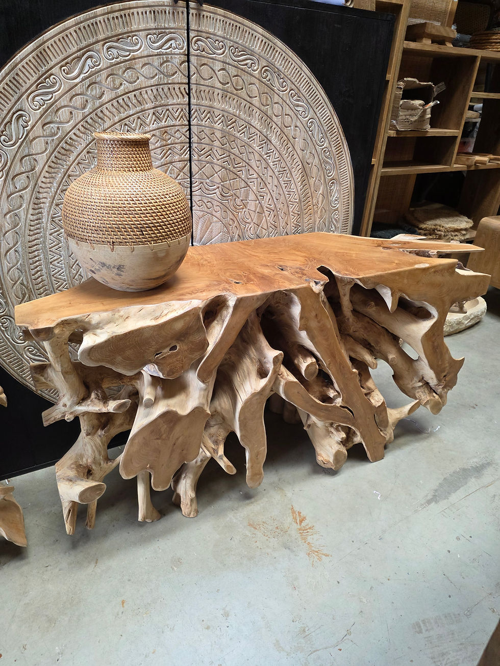 Thumbnail: KAYU ÉTERA Teak root Table 