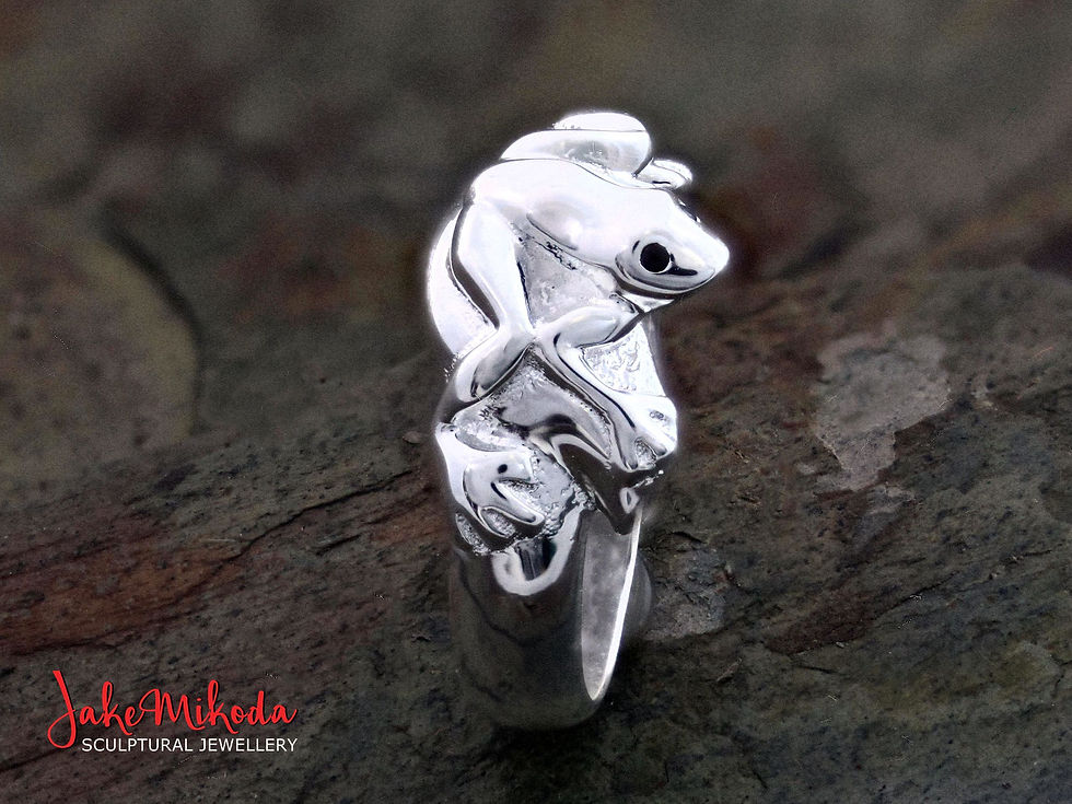 Thumbnail: Frog Ring