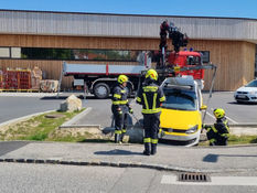 neuerliche Fahrzeugbergung beim BILLA