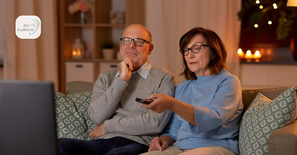 ¿Subes mucho el volumen de tu televisor? Puede ser una señal de pérdida auditiva