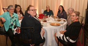 TABLE GUESTS_IAN8145.JPG