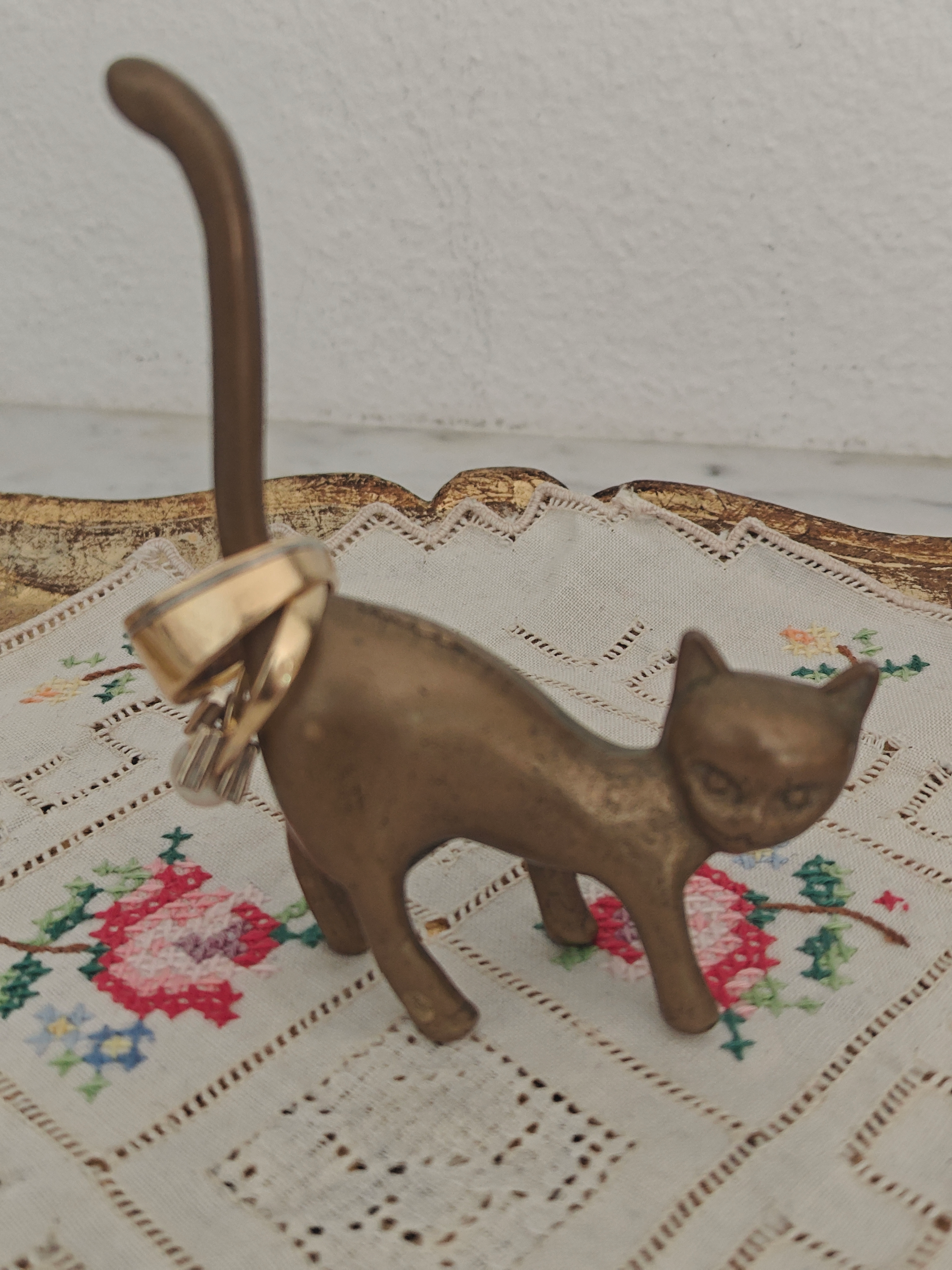 ビンテージ 真鍮製 猫のリングホルダー