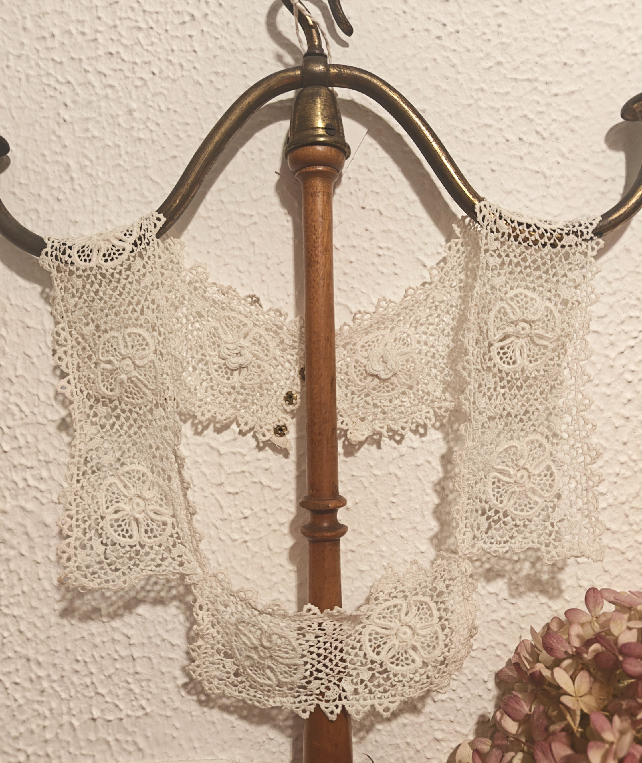 Col en dentelle irlandaise au crochet antique