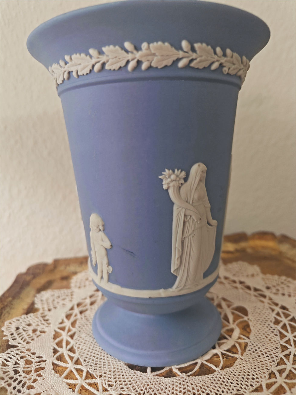 Miniaturbild: Vintage Wedgwood-Vase aus England