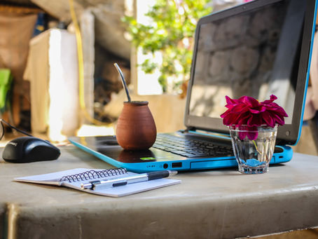 “Digital nomad: How to work remotely and travel the world”