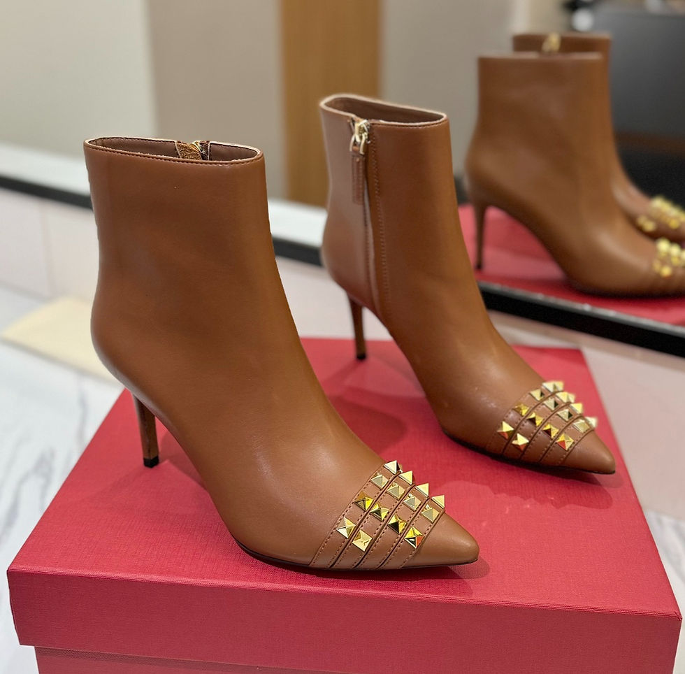 תמונה ממוזערת: נעלי נשים ולנטינו