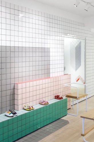 https-::www.yellowtrace.com.au:camper-store-glasgow-by-tomas-alonso