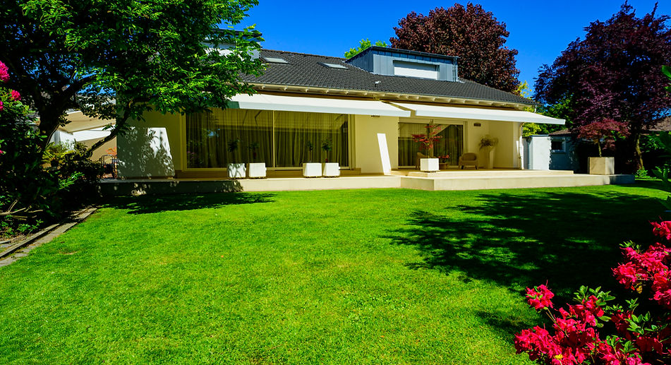 Garten und Terrasse.jpg