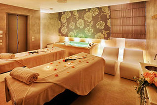 Salons and Spas_edited.jpg