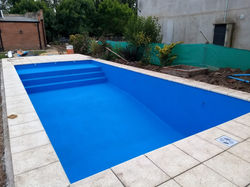 Piscina de material