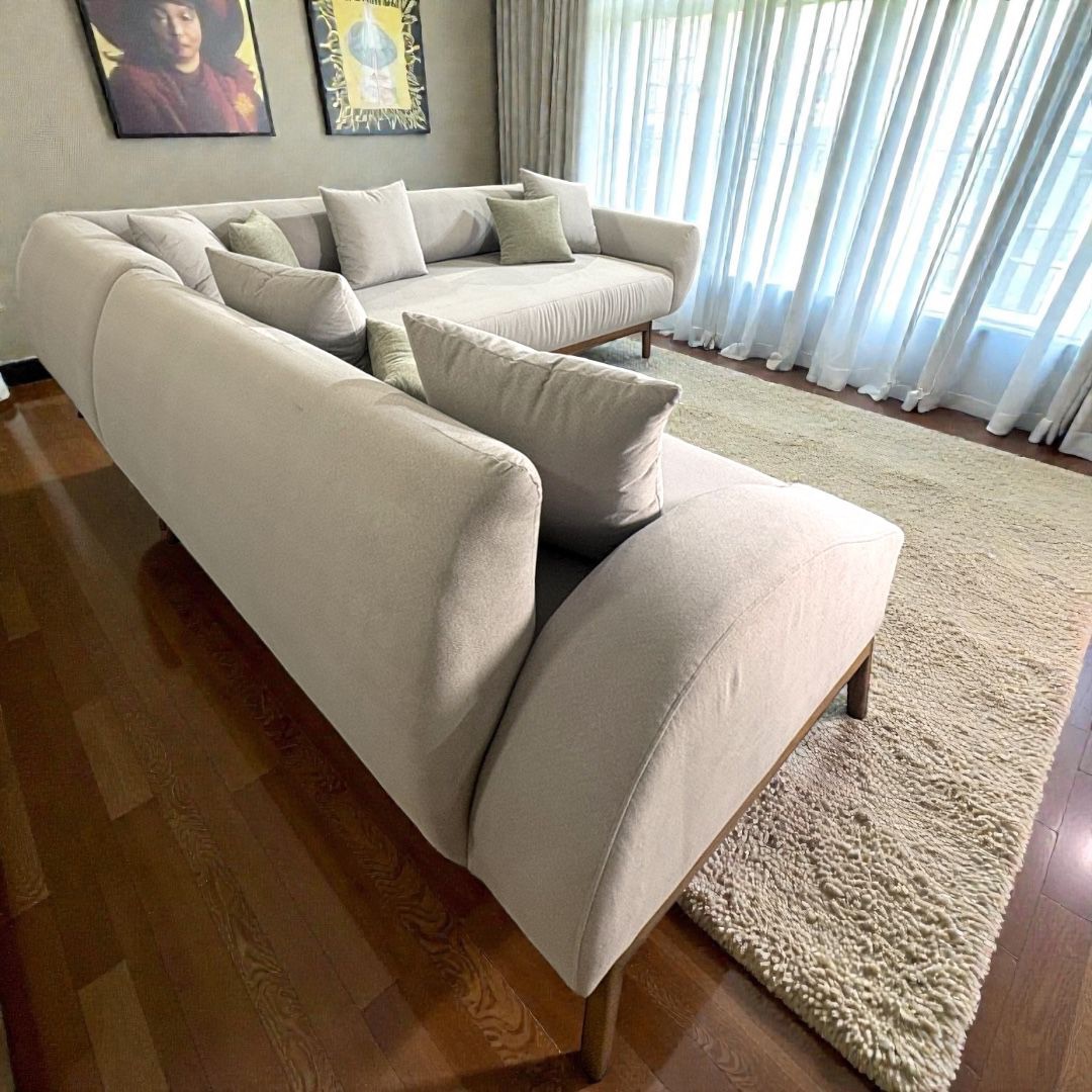 كنبة — Odette Sofa — الخامة: خشب زان مصمت — الهيكل: خشب زان مصمت — 3