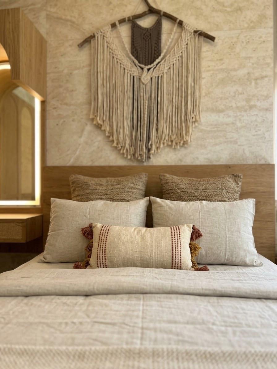 سرير — Kanso Bed — خامة قاعدة السرير: أرو مصمت — خامة ظهر السرير: خشب كونتر طبيعي + قشرة أرو طبيعية — 3