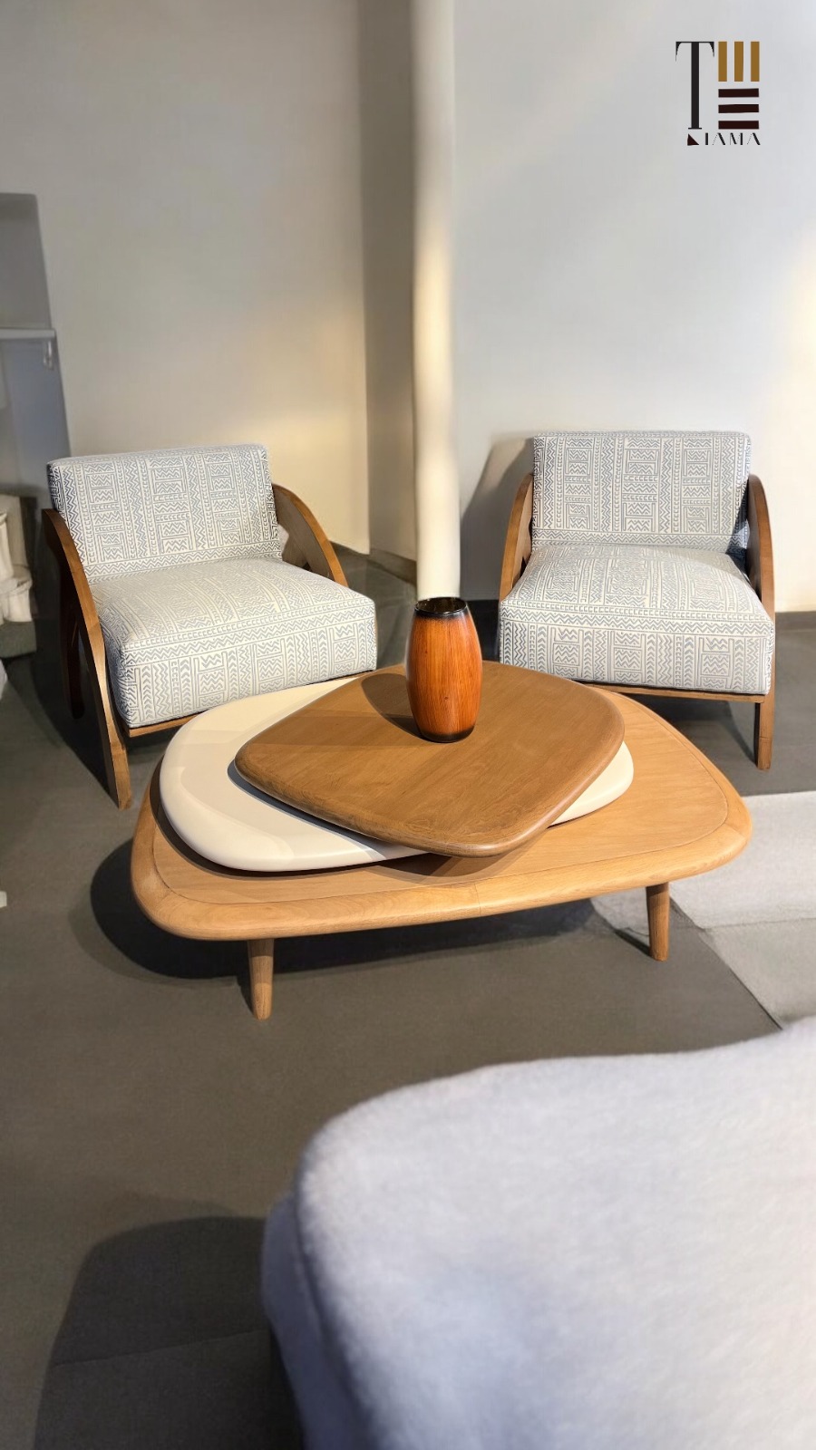Rave Coffee table — 2