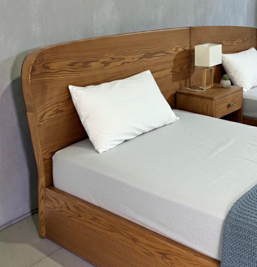 Nagomi Twin beds — Bed platform: Massive Oak + Massive Pine wood Oak veneer — Headboard: Natural blockboard + Massive Oak — 4